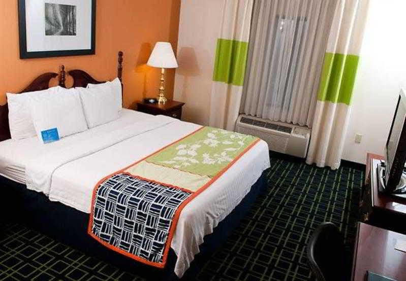 Fairfield Inn & Suites Atlanta Airport North Eksteriør billede